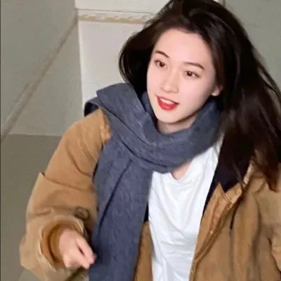 美女与纯情男 在线观看封面