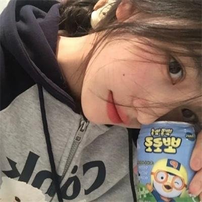 不十分好莱坞 在线观看封面